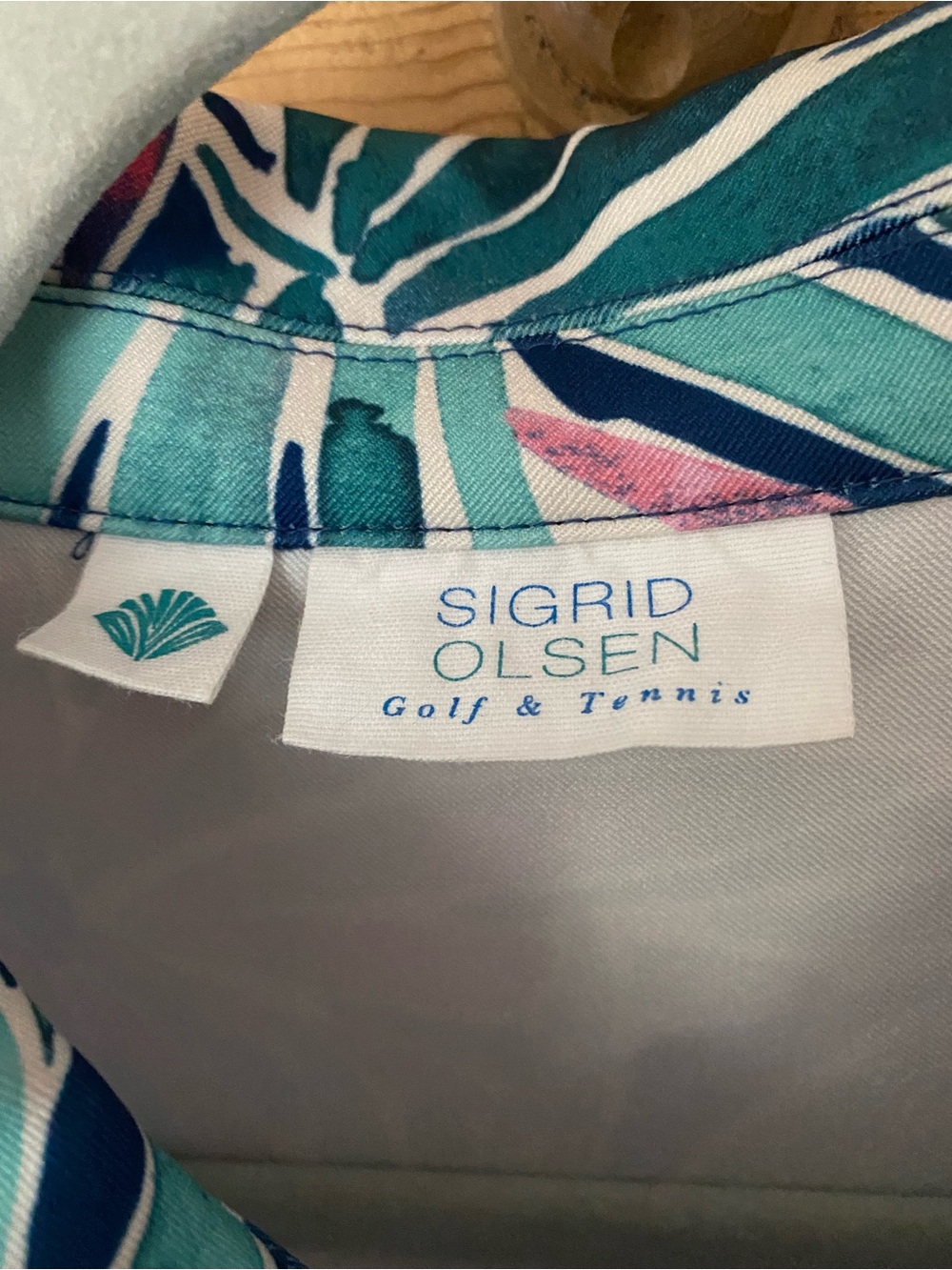 Sigrid Olsen Tropical Print Golf or Tennis Dress in Aqua, Pink and Navy - Picture 8 of 12